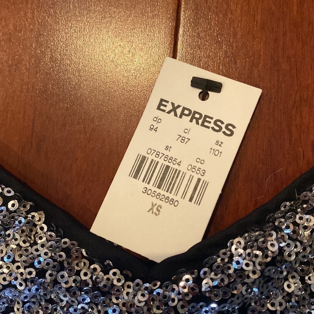 Express Silver Sequin V-neck slip dress - Picture 4 of 6
